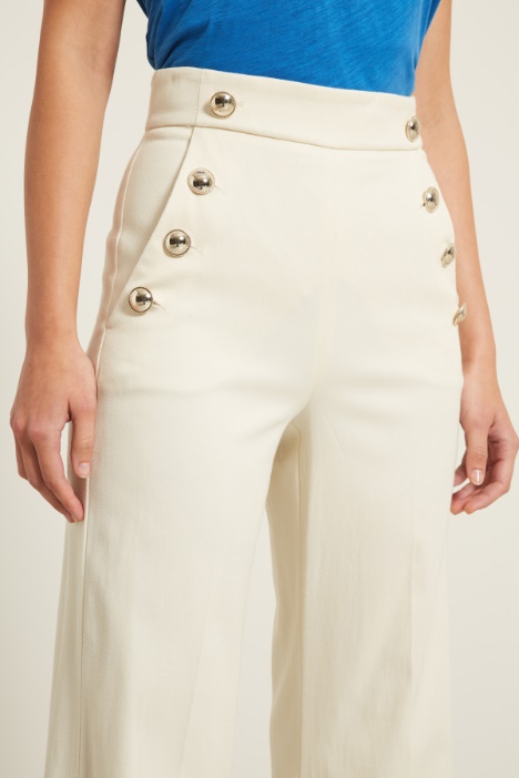 Pantaloni a vita alta