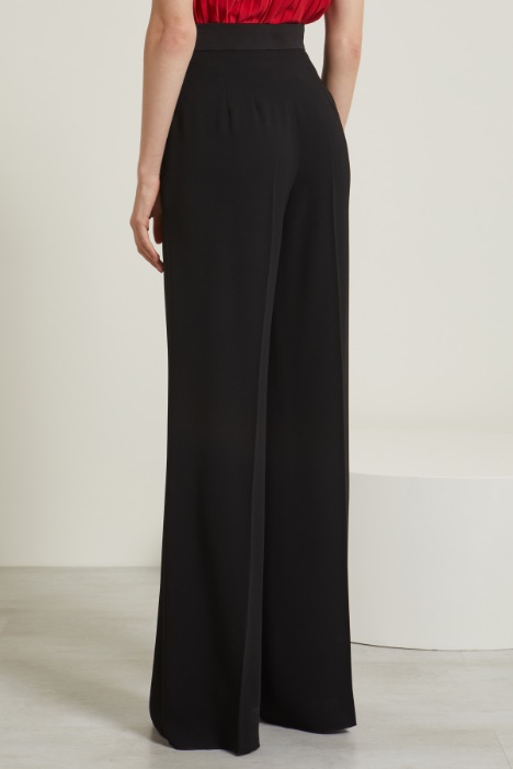Pantaloni a palazzo