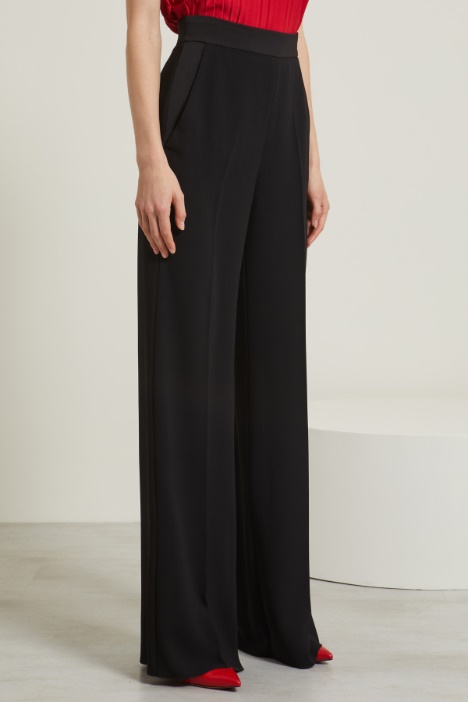 Pantaloni a palazzo