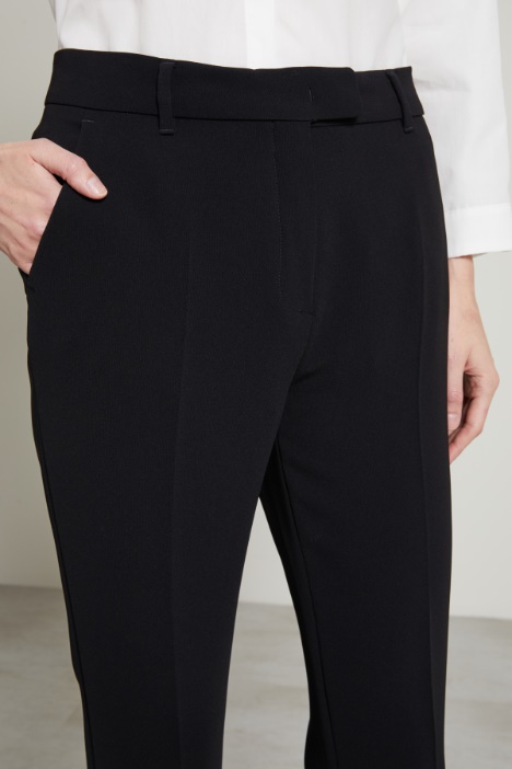 Pantaloni a sigaretta