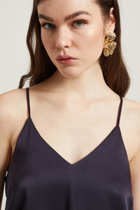 Top in raso con spalline