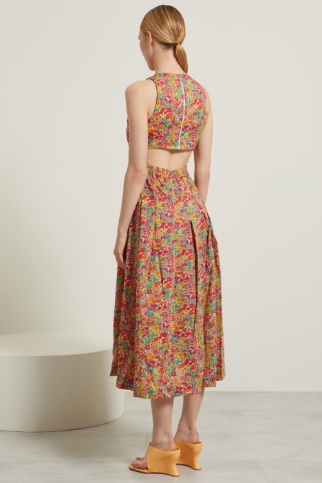 Abito con dettagli cut out