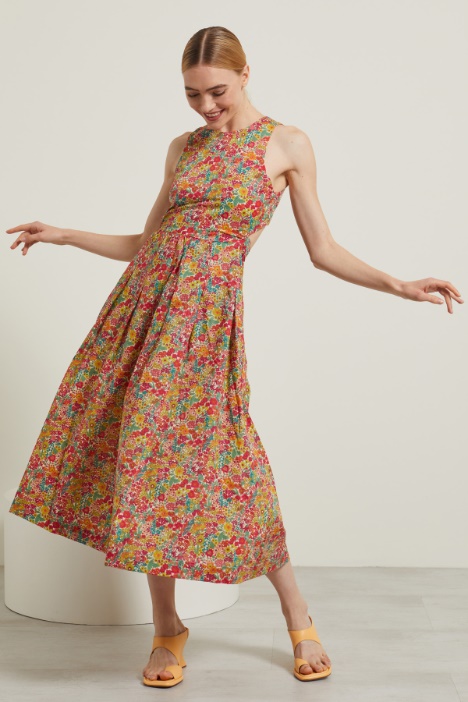 Abito con dettagli cut out