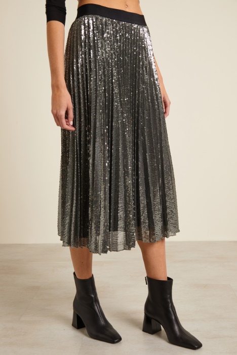 Gonna con paillettes all over