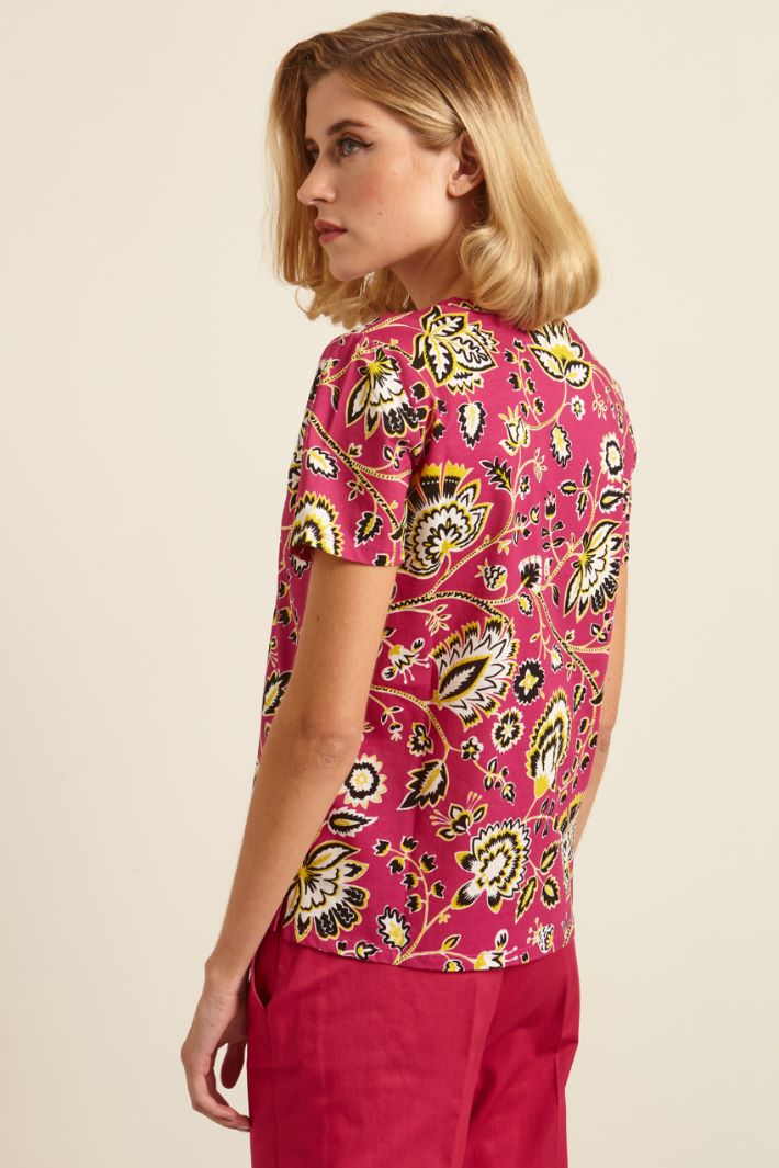 T-shirt con spacchetti Intrend - 4