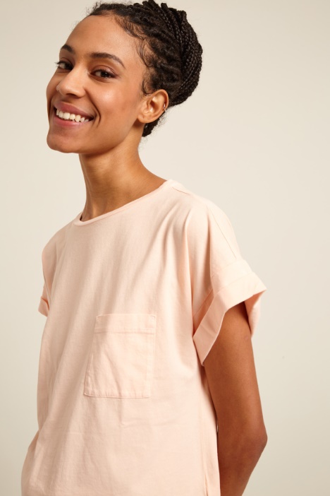 T-shirt con taschino