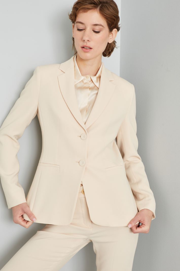 Slim single-breasted blazer Intrend - 3