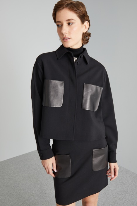 Boxy jacket with pockets Intrend