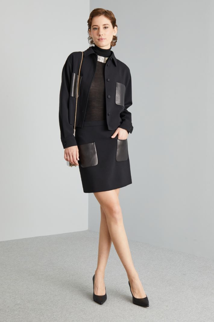 Boxy jacket with pockets Intrend