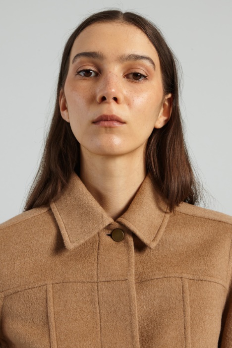 Giacca corta in puro cammello