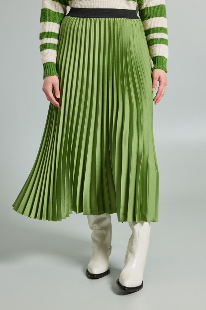 Pleated satin skirt Intrend - 3