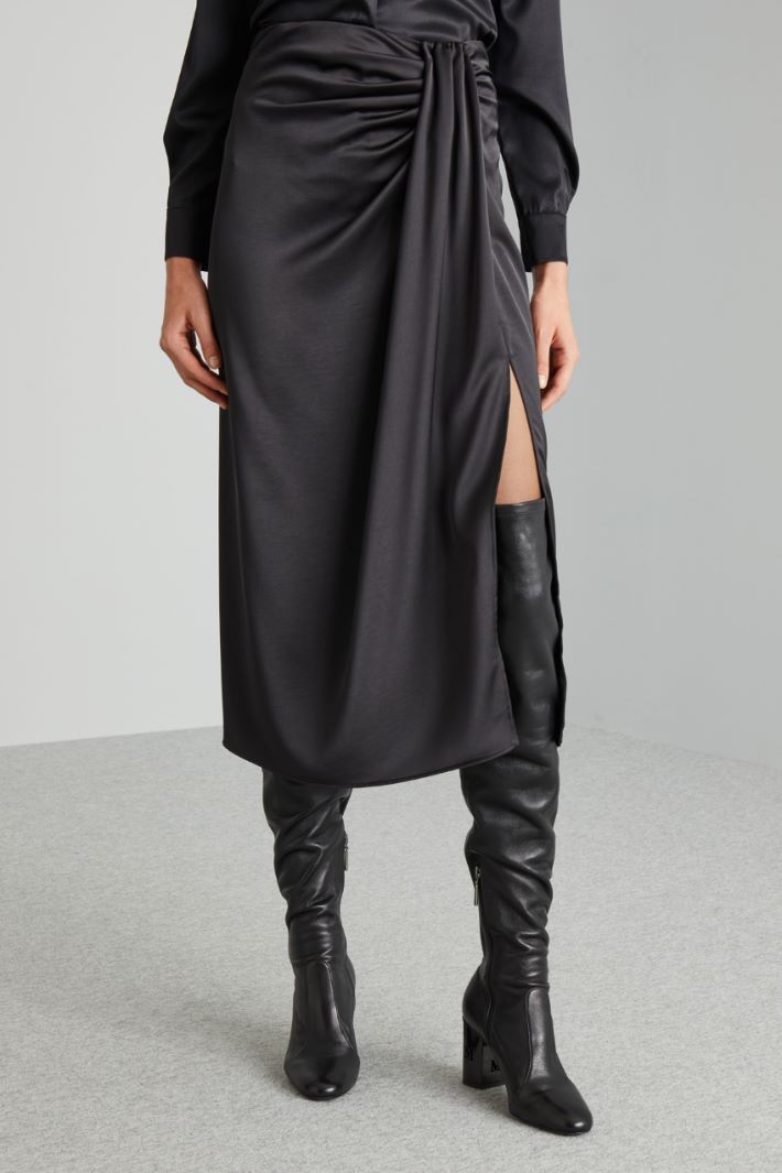 Draped satin skirt Intrend - 3