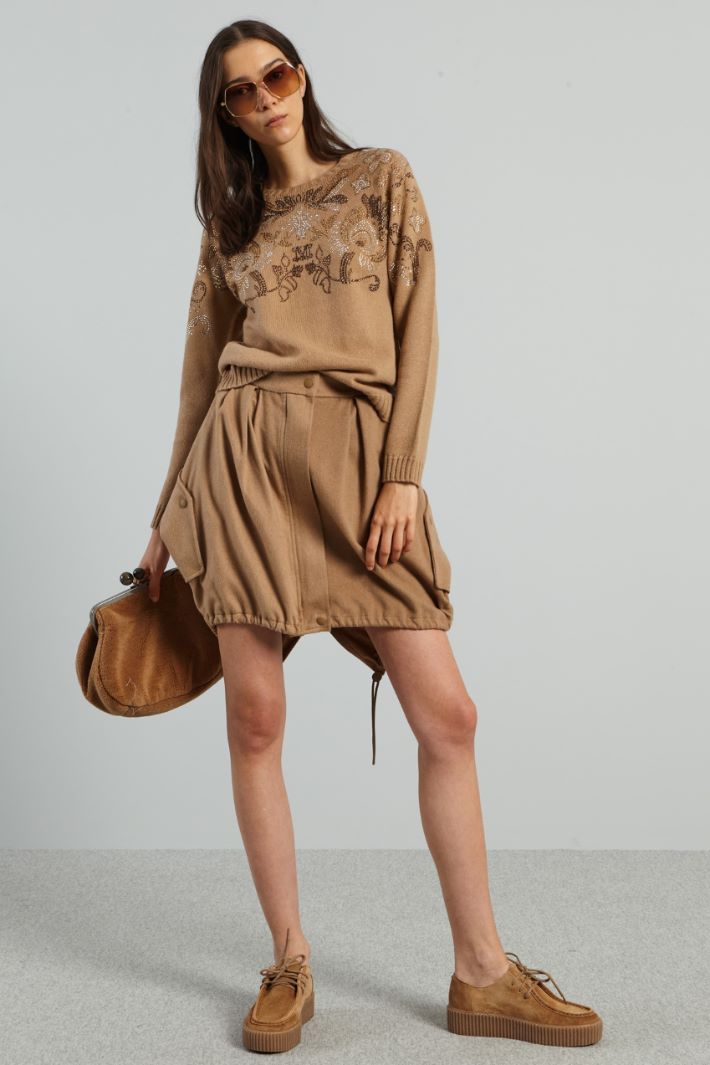 Short camel skirt Intrend