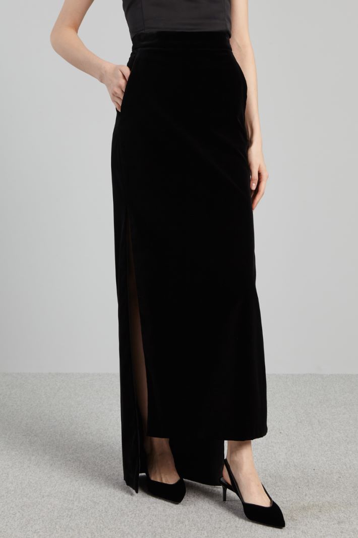 Slit-embellished asymmetric skirt Intrend - 3