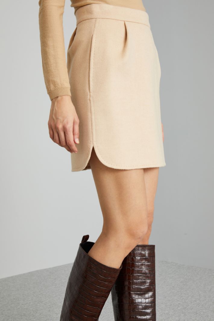 Camel mini skirt Intrend - 4