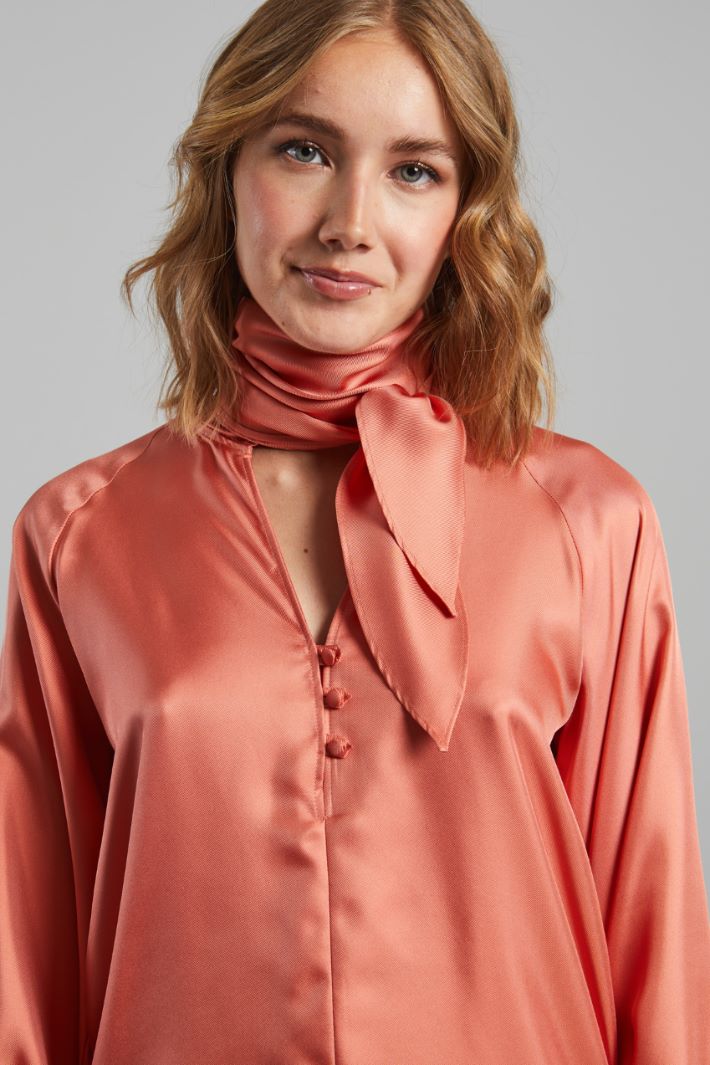 Silk foulard shirt Intrend - 4