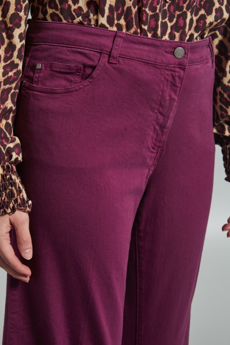 Pantaloni cropped in drill