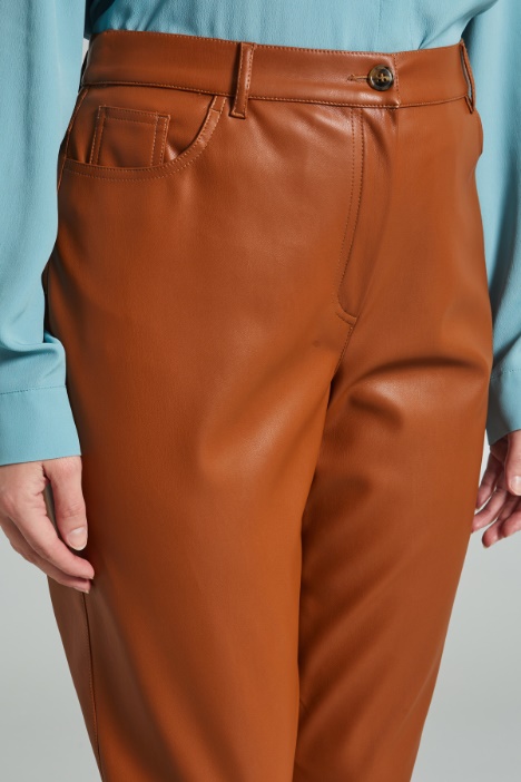 Pantaloni cinque tasche