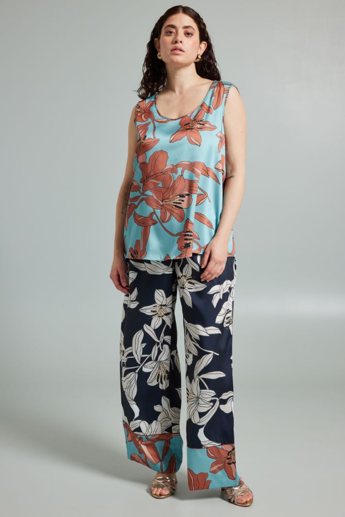 Fluid printed twill trousers Intrend