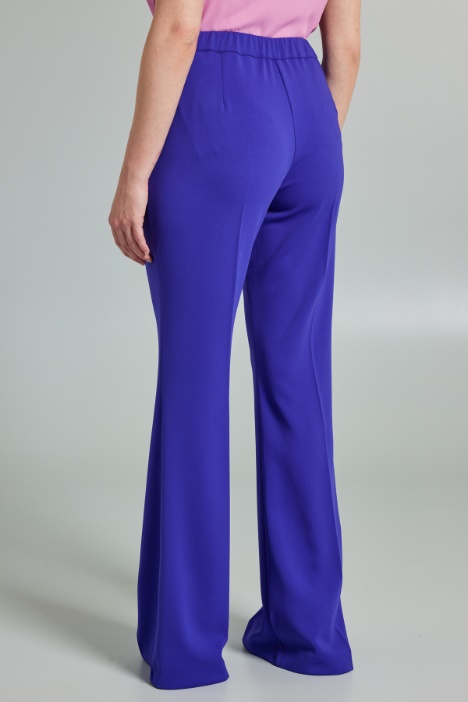 Pantaloni a zampa stretch