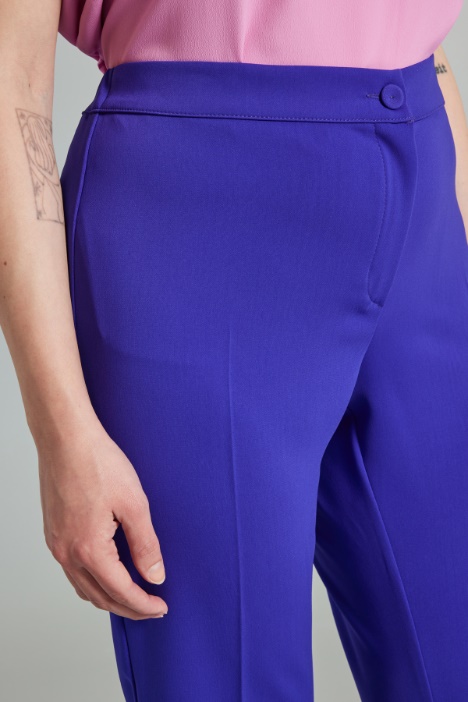Pantaloni a zampa stretch