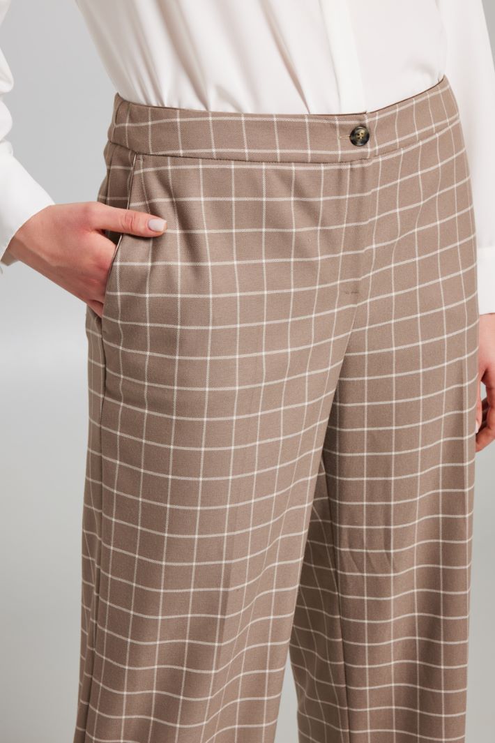 Pantalones rectos con vuelta Intrend - 4