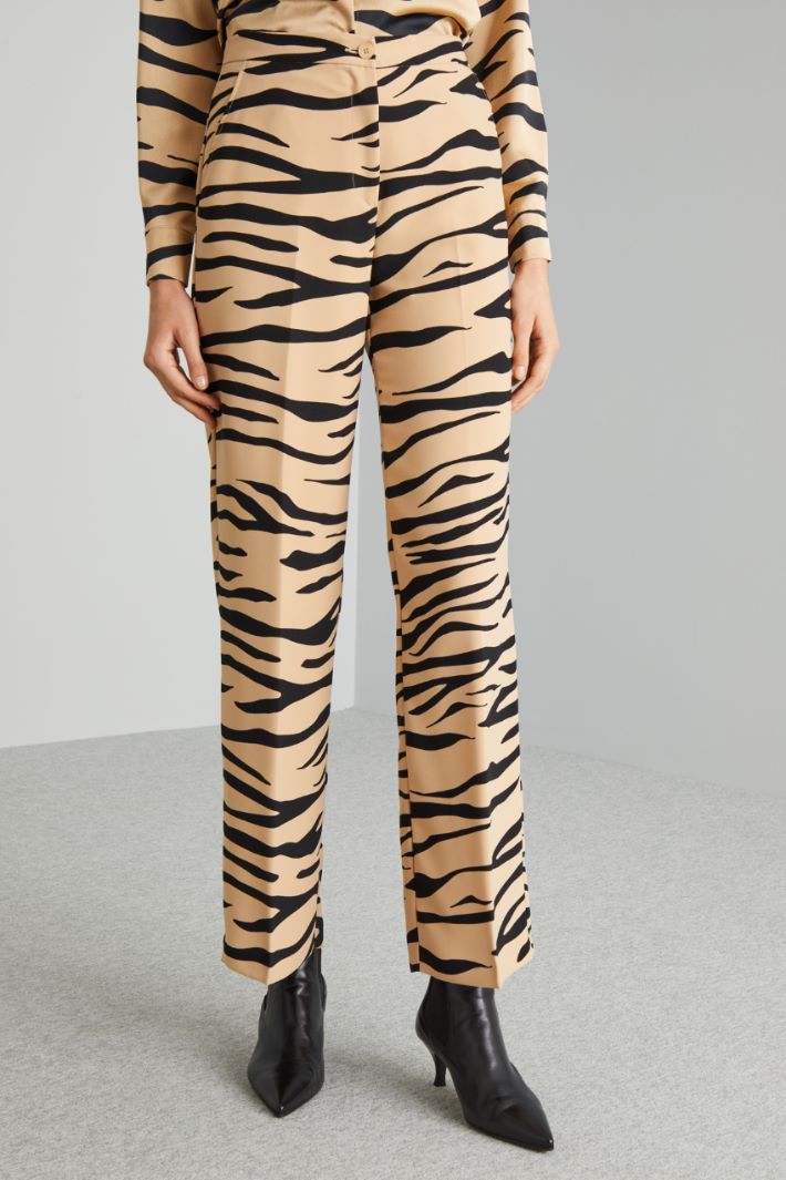 Printed trousers Intrend - 2