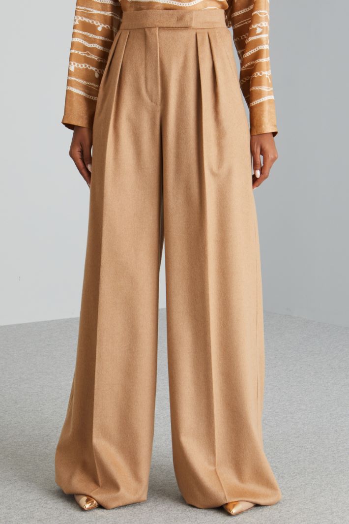 Wide camel trousers Intrend - 3