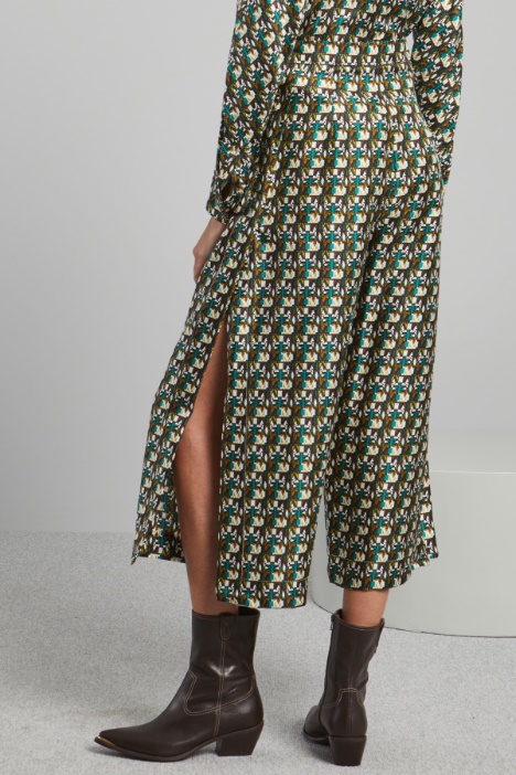 Pantalones de seda con aberturas