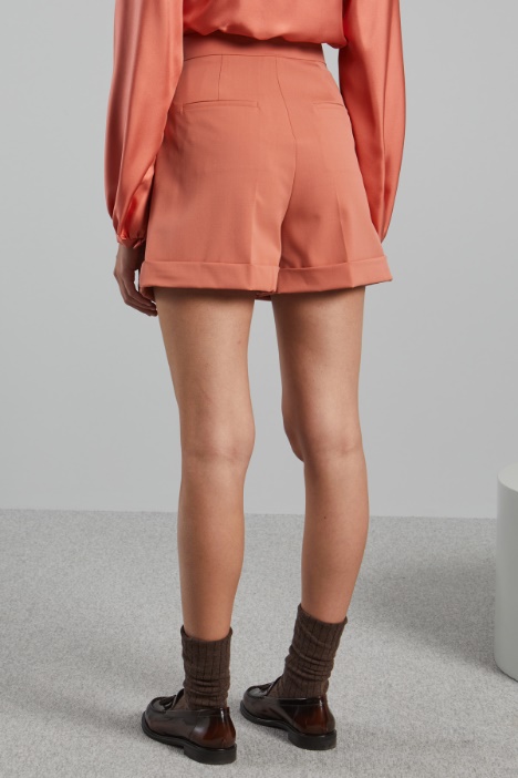 Shorts in gabardina di lana