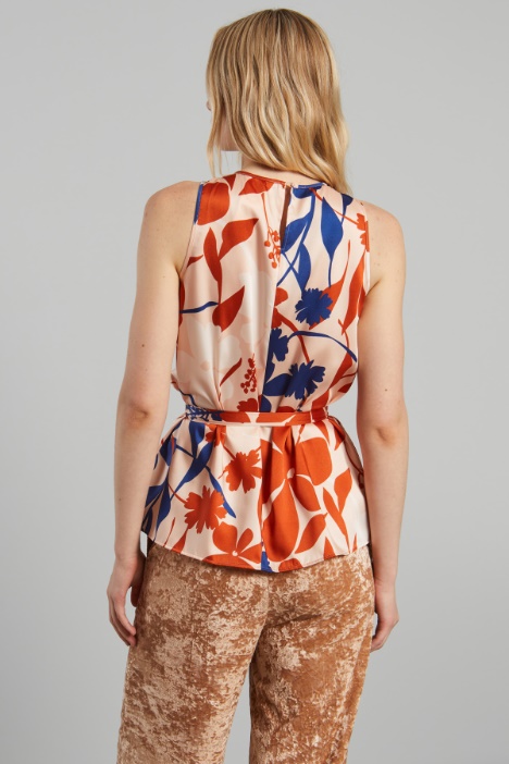 Top smanicato in twill