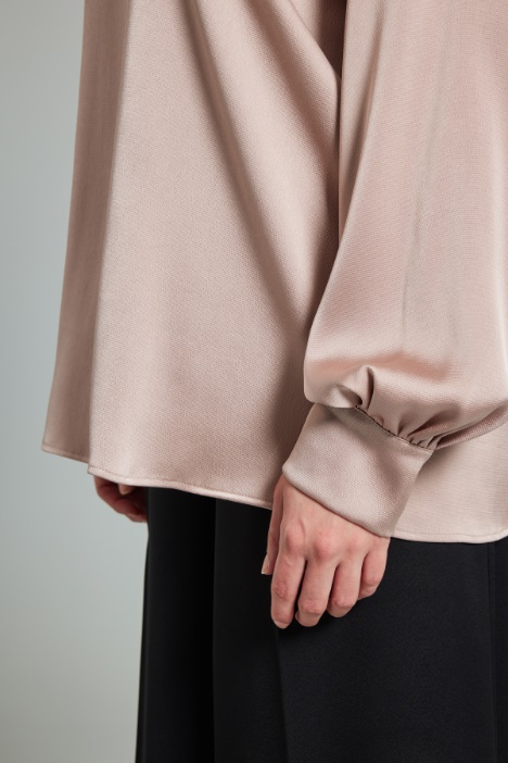 Blusa in raso martellato