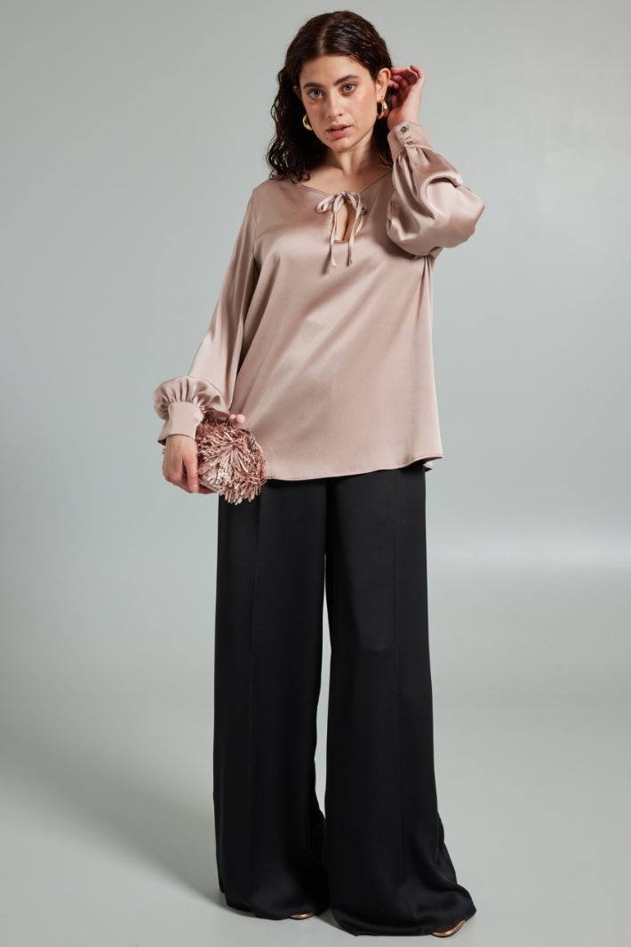 Hammered satin blouse Intrend