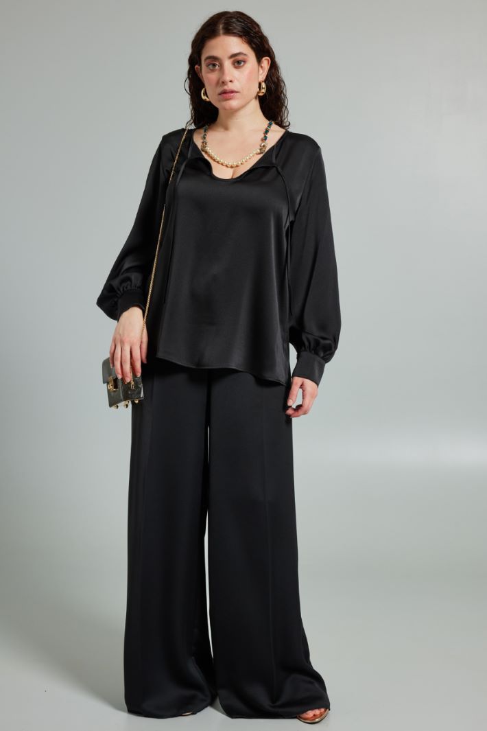 Hammered satin blouse Intrend