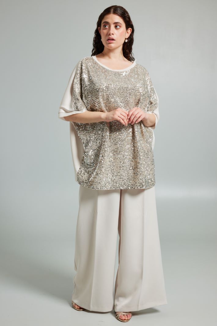 Loose fit sequin-decorated top Intrend