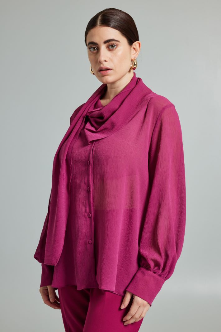 Blouse with maxi foulard Intrend - 3