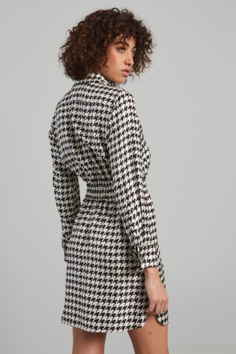 Vestido camisero con goma en la cintura