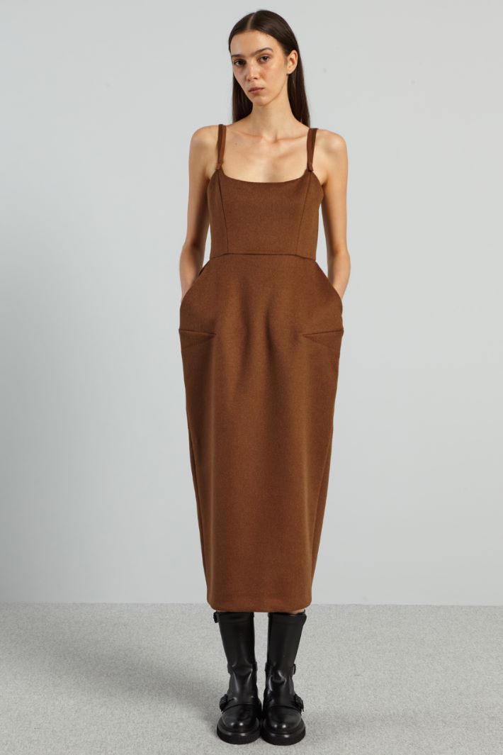 Pure camel dress Intrend - 3