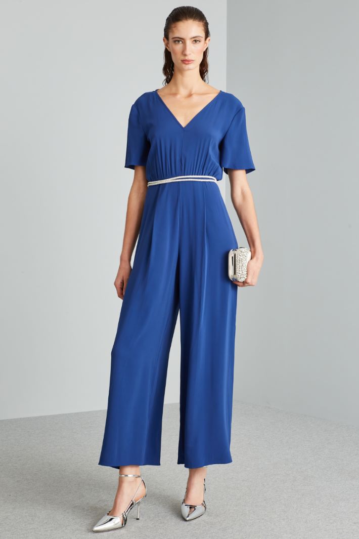 V-neck jumpsuit Intrend