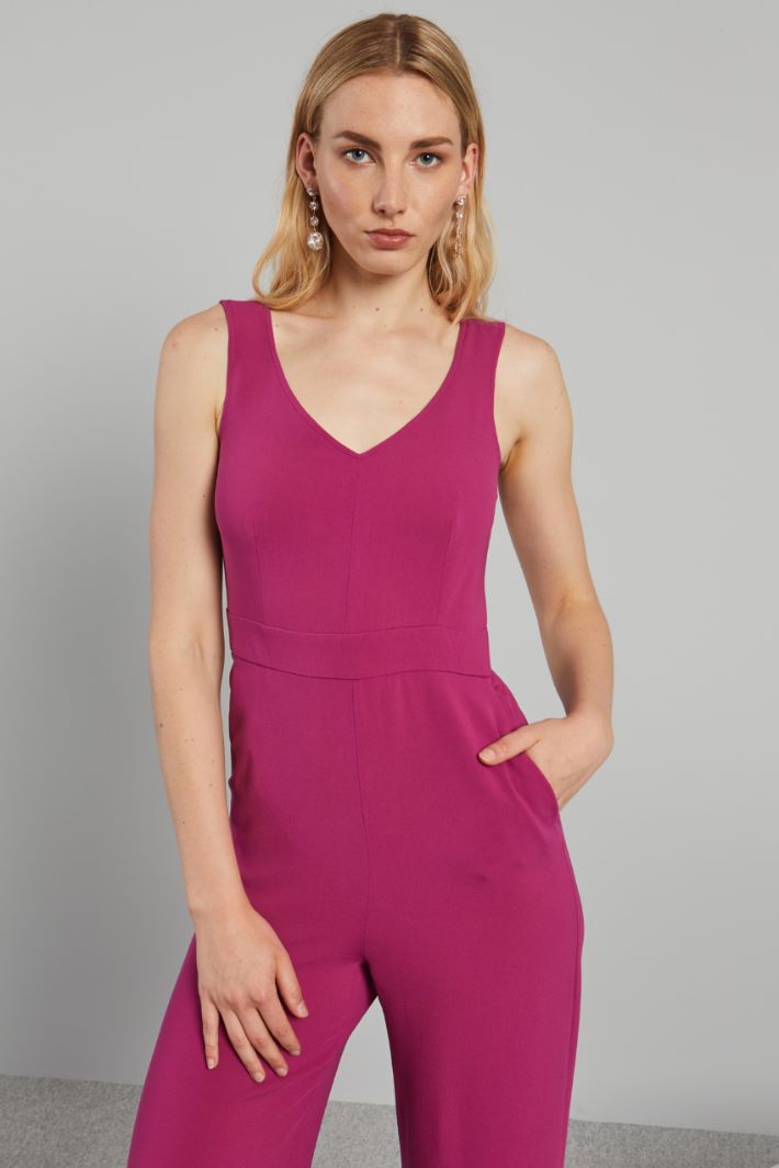 Double V-neck jumpsuit Intrend - 3