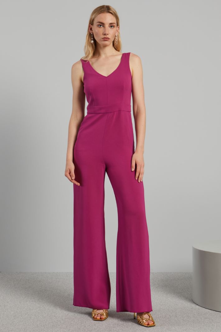 Double V-neck jumpsuit Intrend