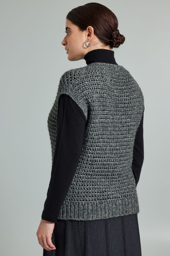 Gilet with openwork stitching Intrend - 2