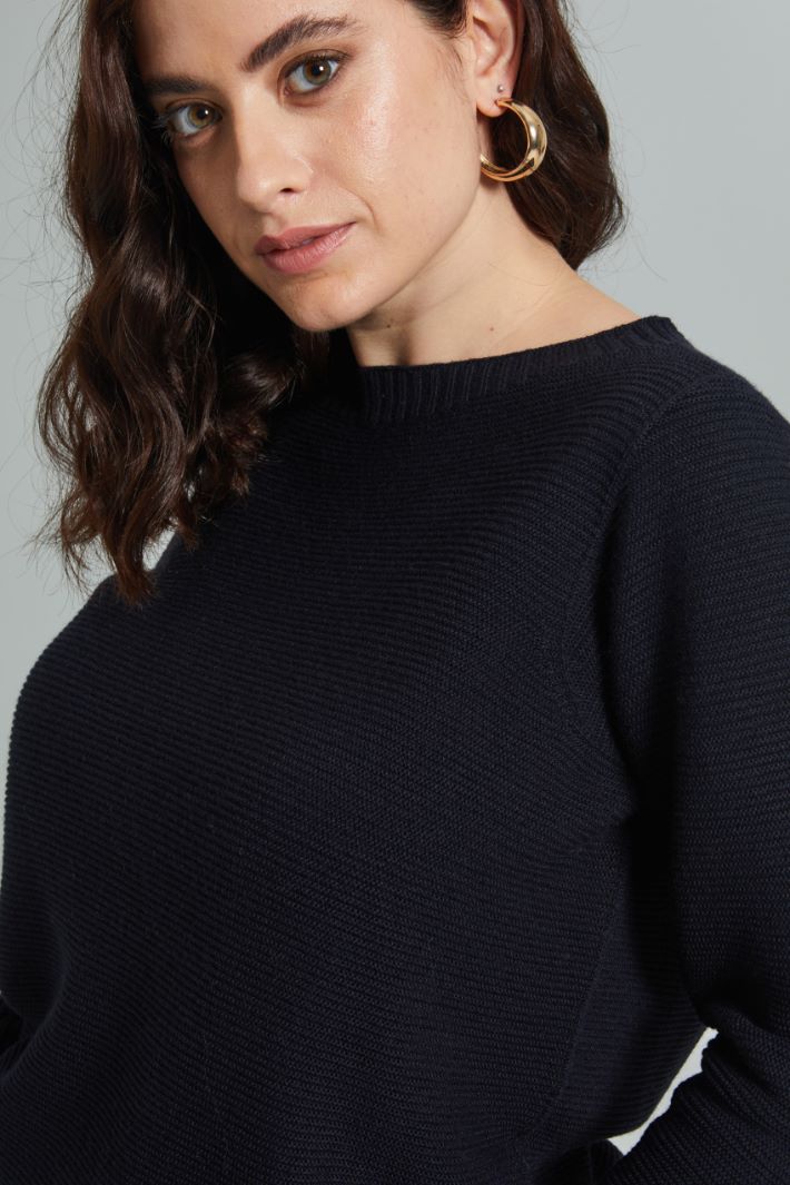 Horizontal ribbed sweater Intrend - 4