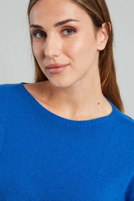 Maglia con micro spacchi