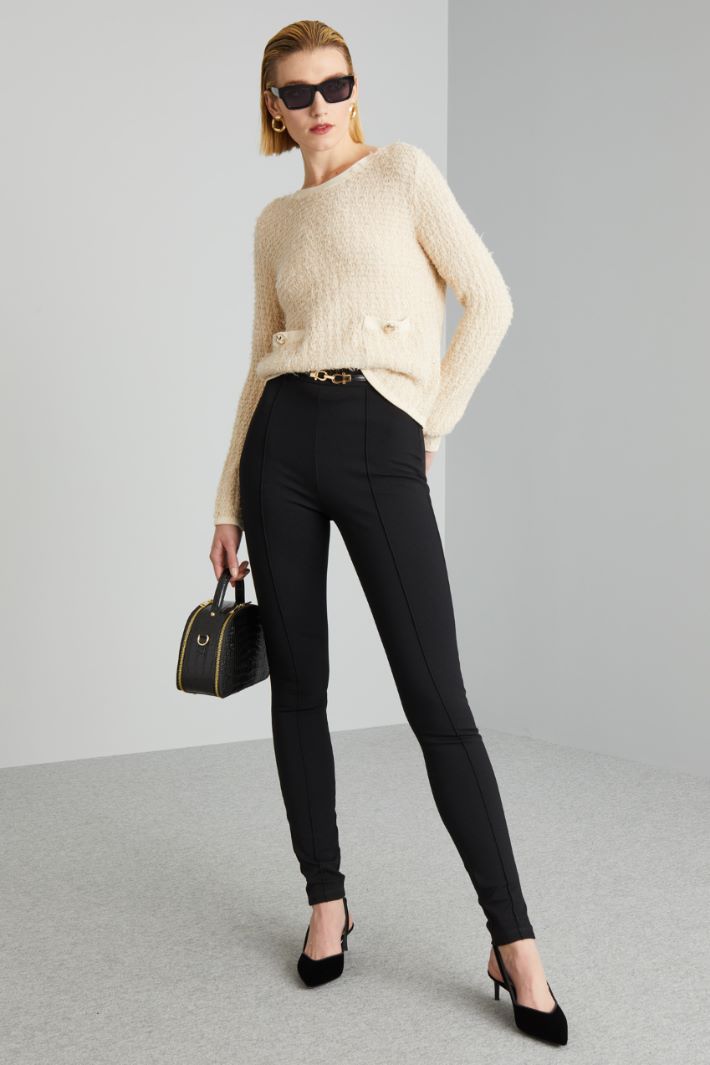 Sweater with pockets Intrend