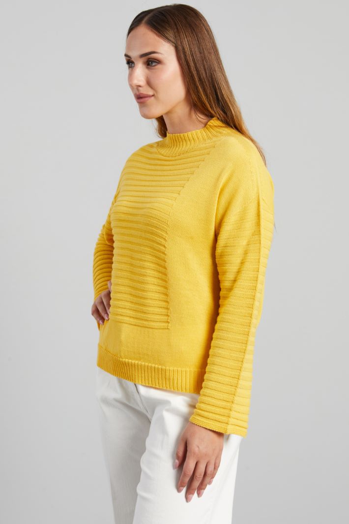 Sweater with horizontal ribbing Intrend - 3