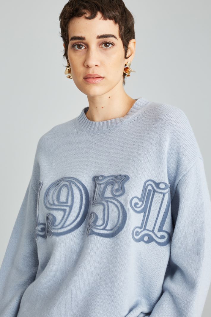 Sweater with raised details Intrend - 4