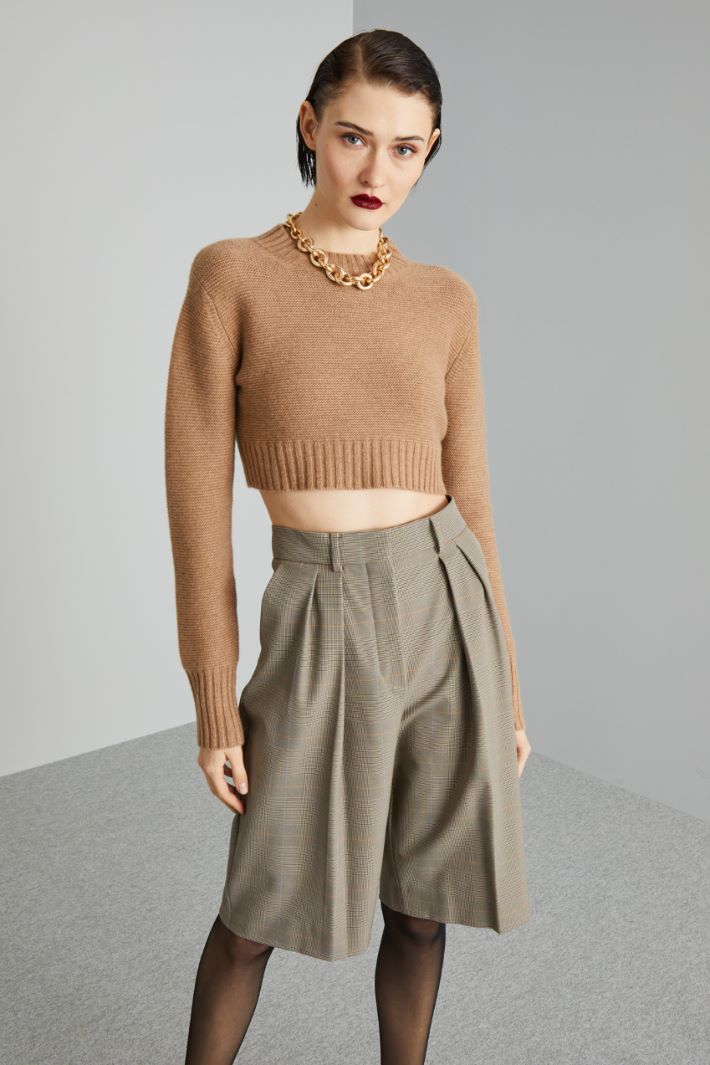 Cropped, cashmere sweater Intrend - 3