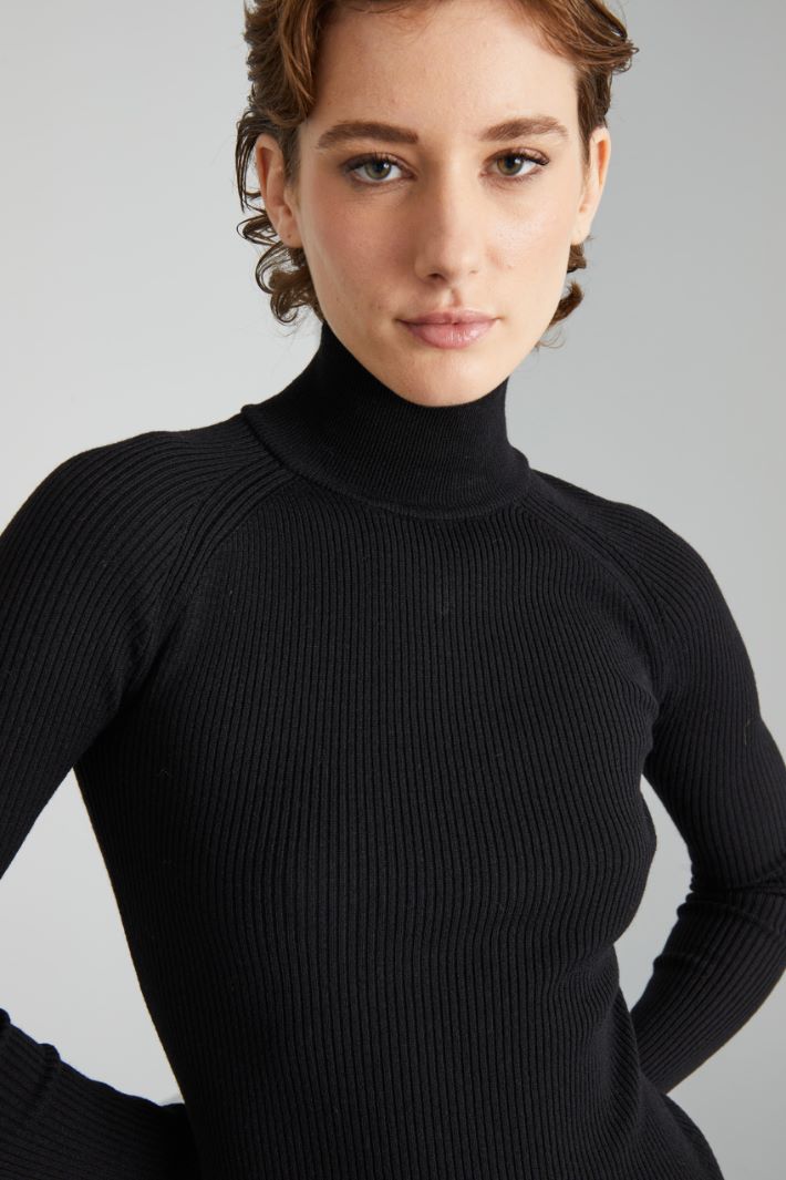 Rib-knit turtleneck Intrend - 4