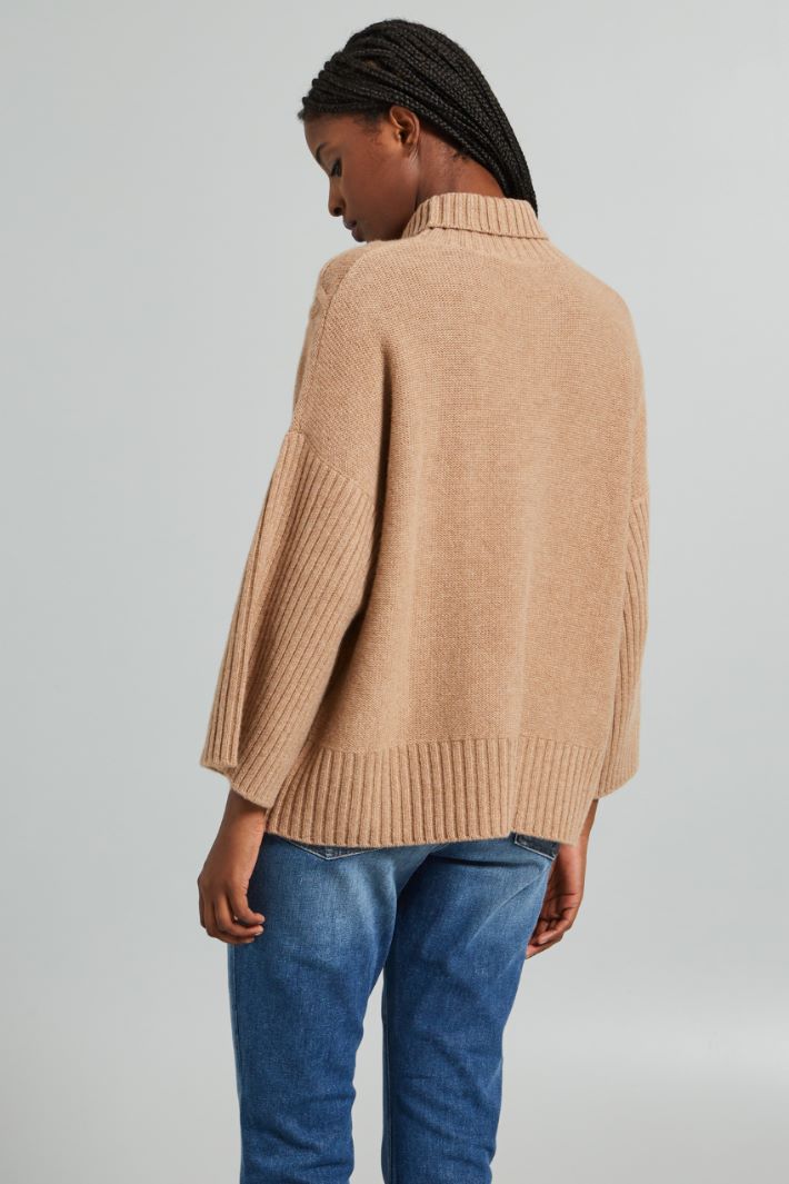 Loose cashmere sweater Intrend - 2